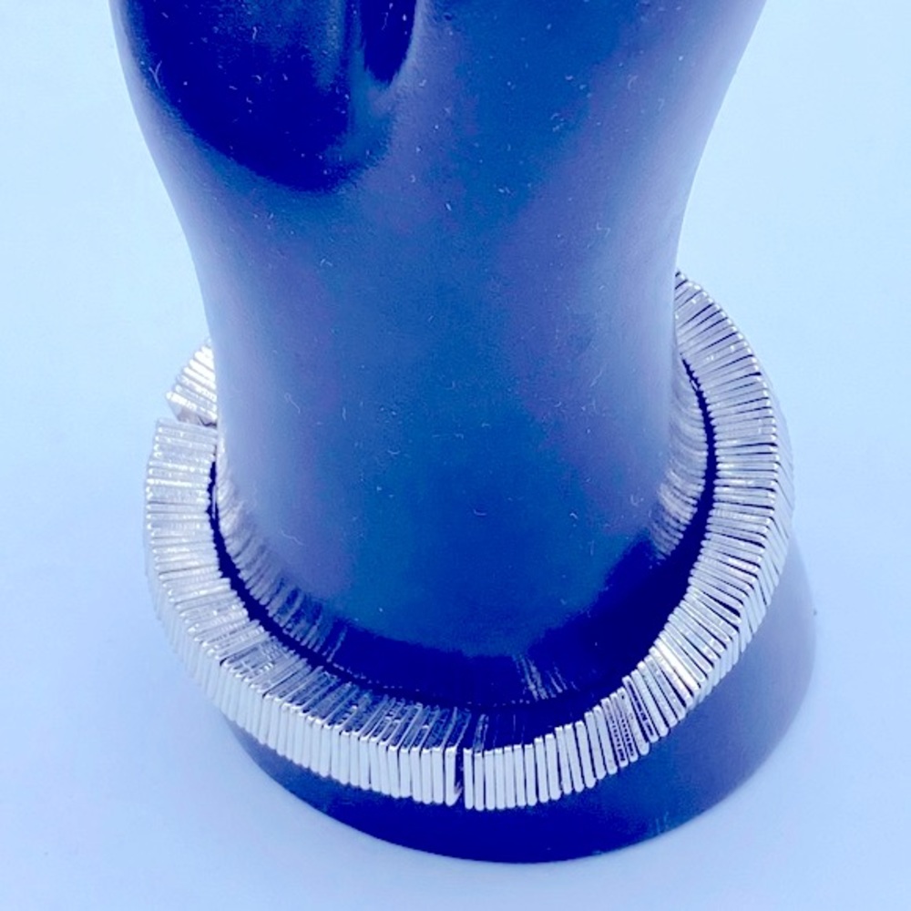 Chicos NWT Stretch Bracelet With Thin Square Silver Toned Beads Nice And Chunky